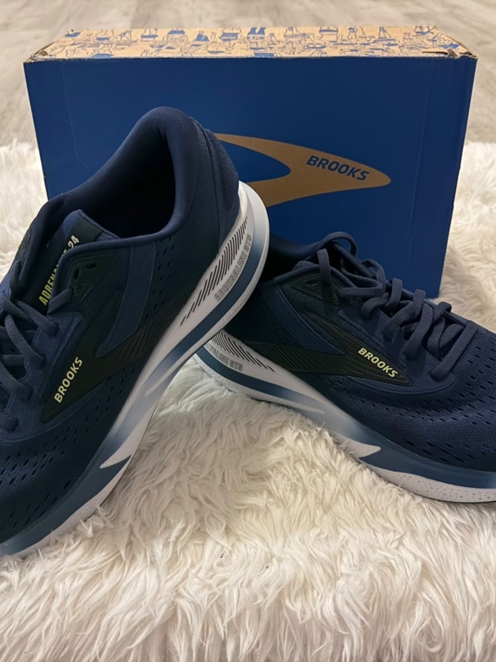 Brooks Adrenaline GTS 24 Navy Blue Running Shoes with Box